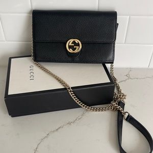 Gucci wallet on a chain crossbody purse